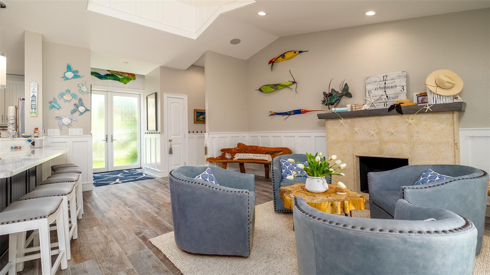 Listing photo id 12 for 403 75th Street