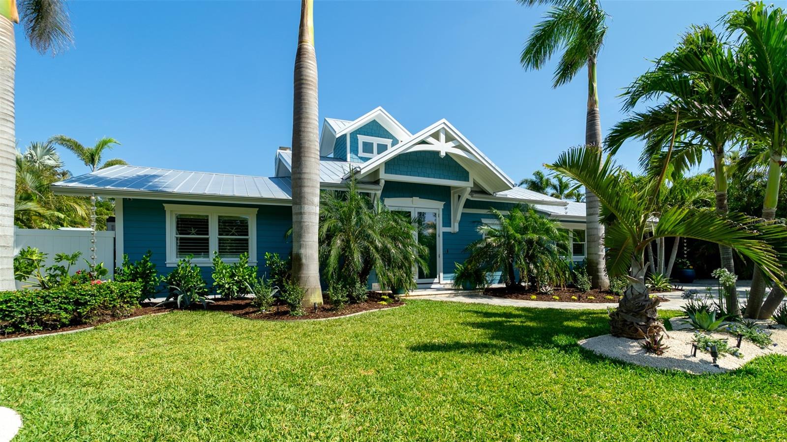 Listing photo id 1 for 403 75th Street