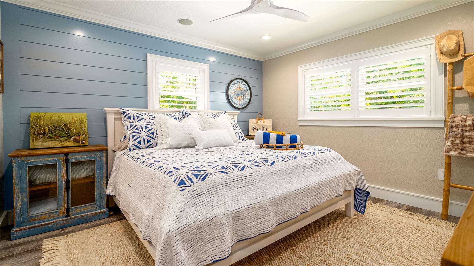 Listing photo id 34 for 403 75th Street