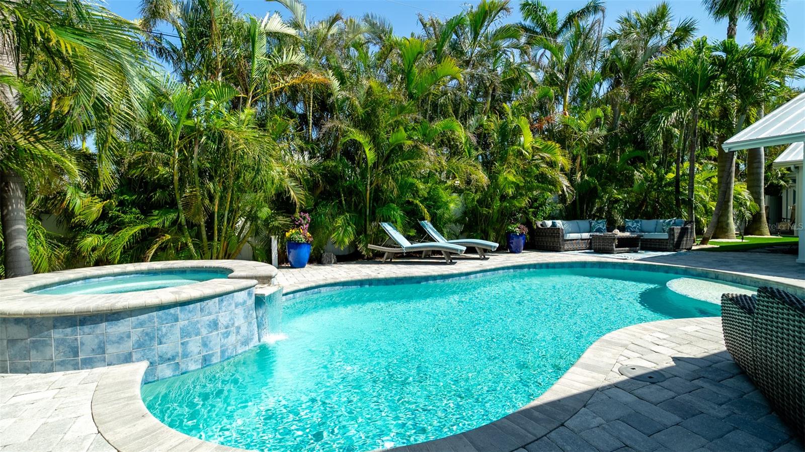 Listing photo id 50 for 403 75th Street