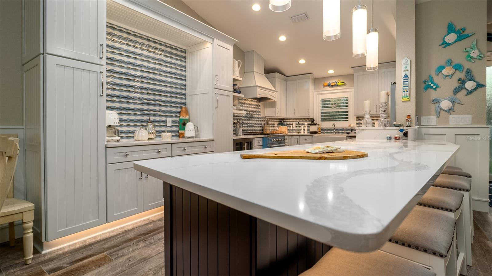 Listing photo id 59 for 403 75th Street