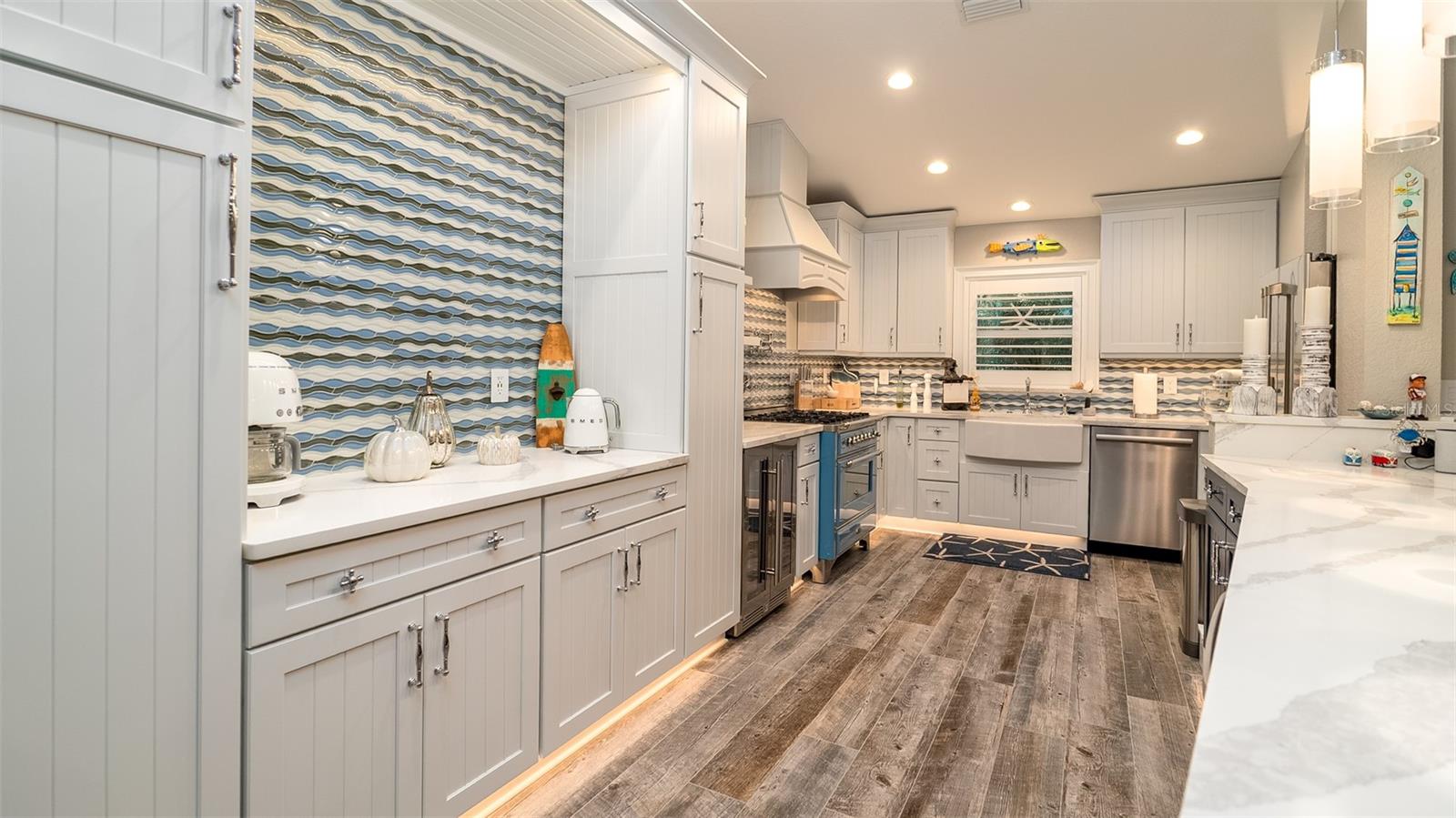Listing photo id 60 for 403 75th Street