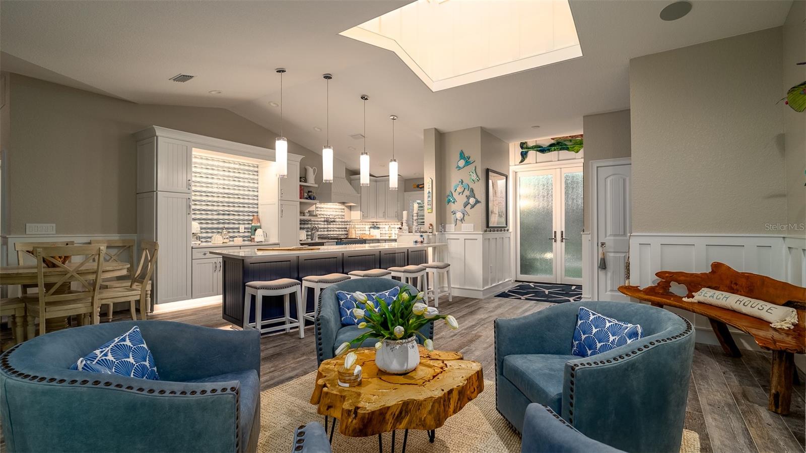 Listing photo id 65 for 403 75th Street