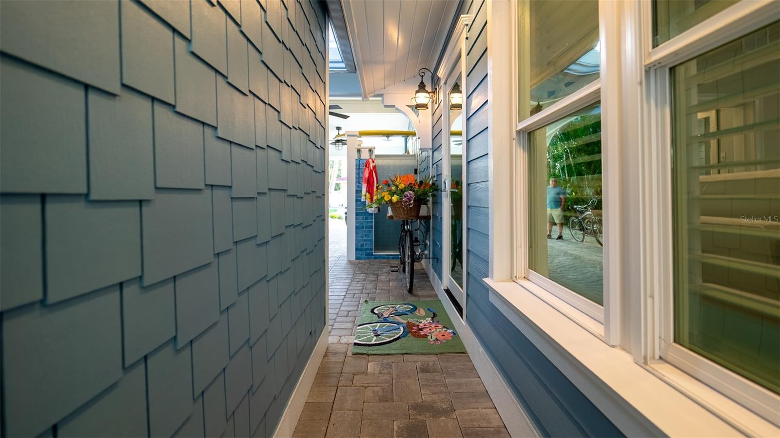 Listing photo id 66 for 403 75th Street