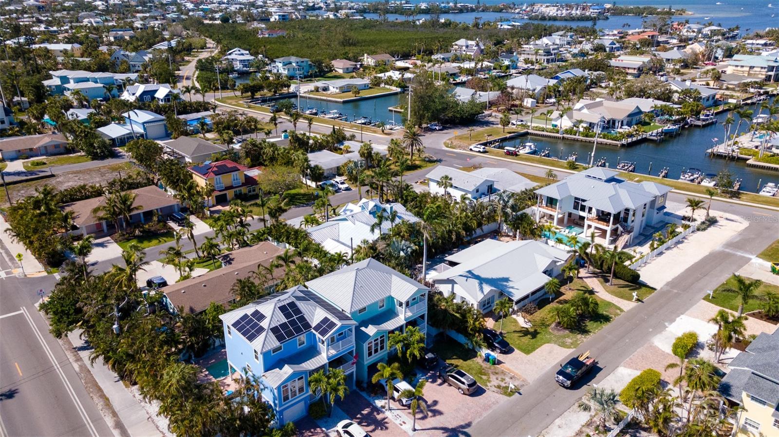 Listing photo id 74 for 403 75th Street