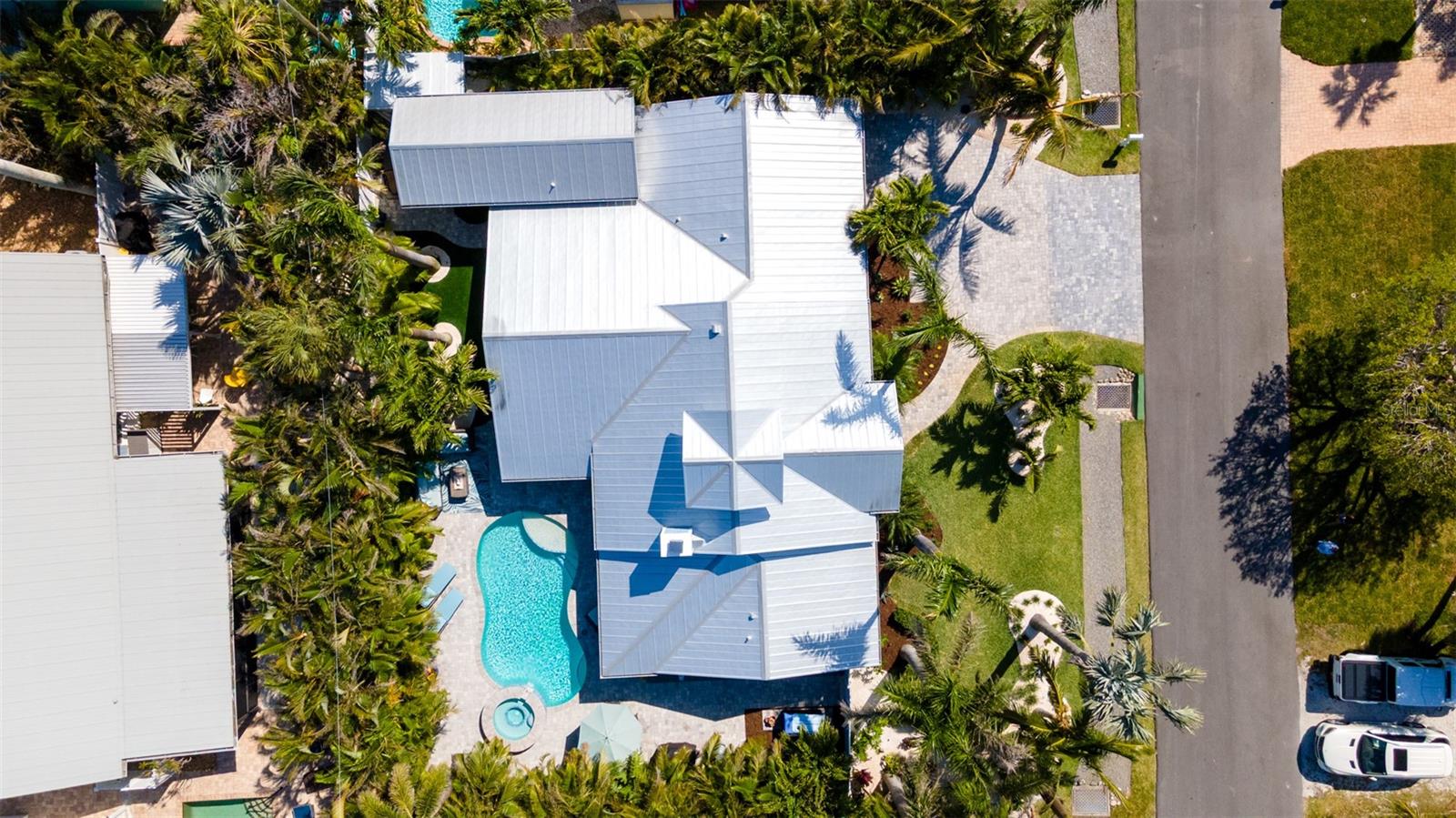 Listing photo id 76 for 403 75th Street