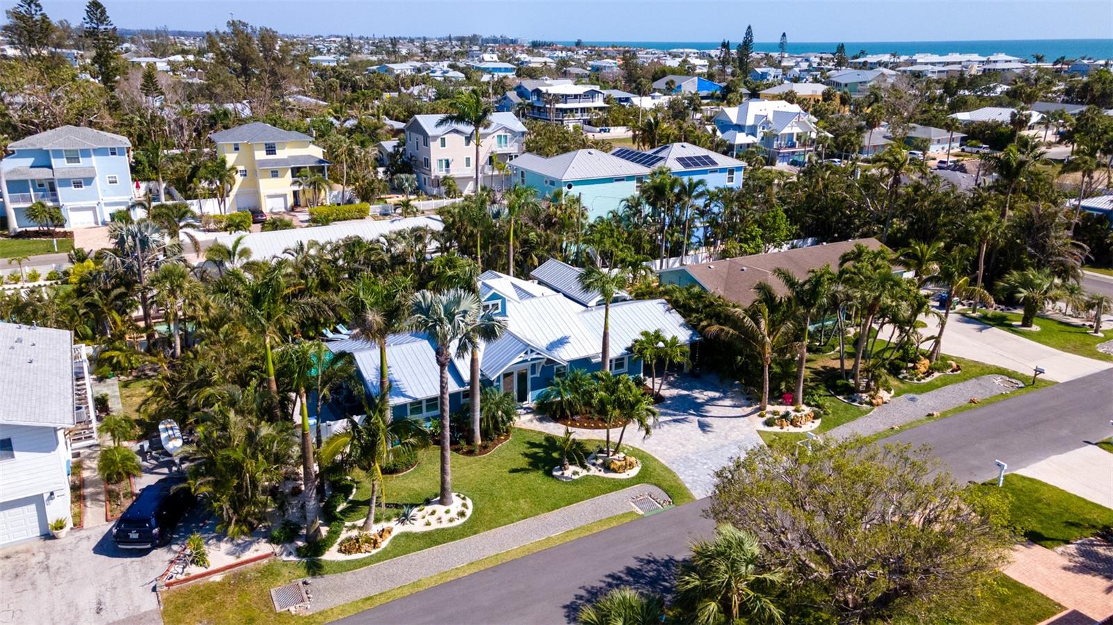 Listing photo id 77 for 403 75th Street