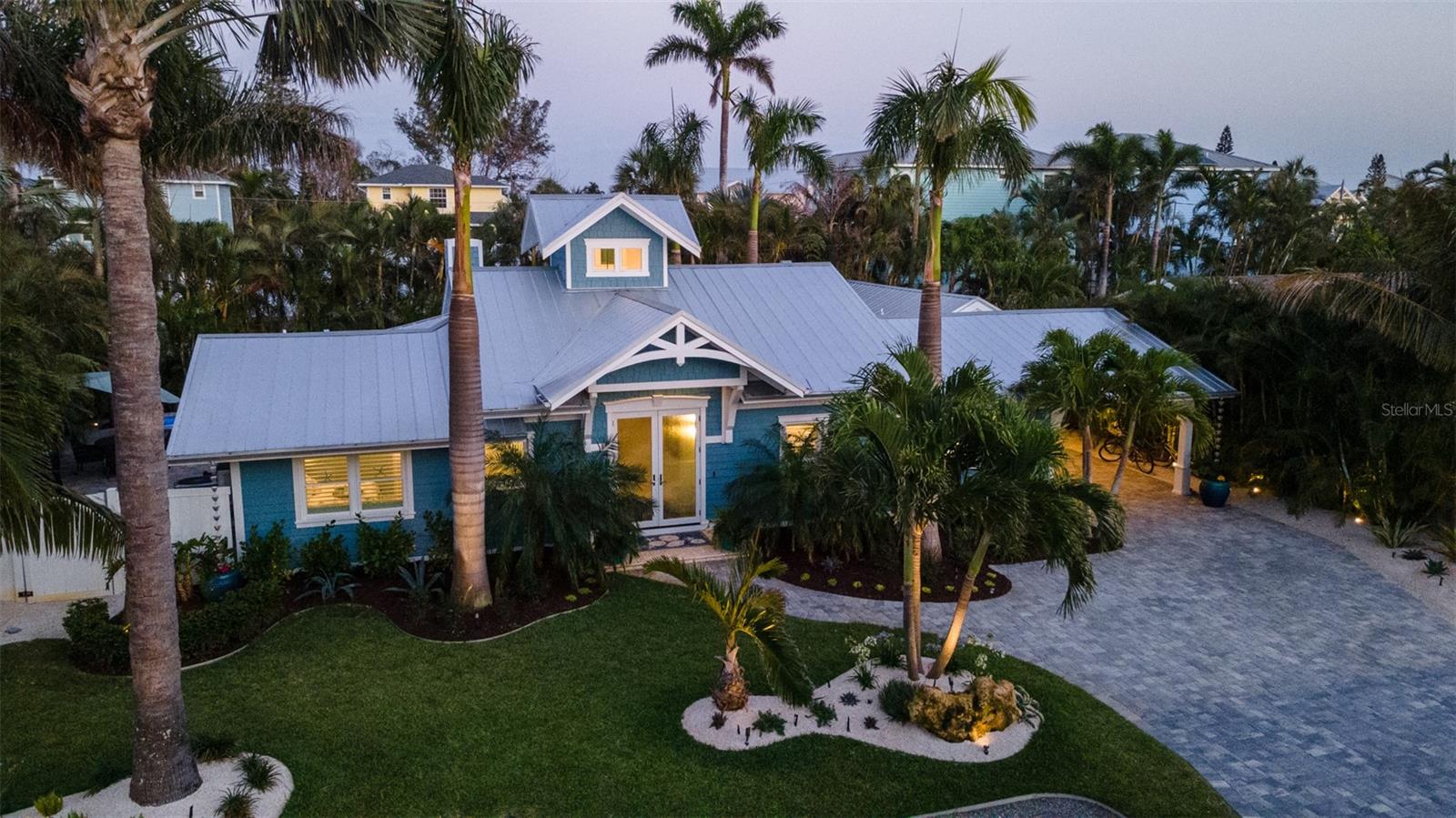 Listing photo id 6 for 403 75th Street