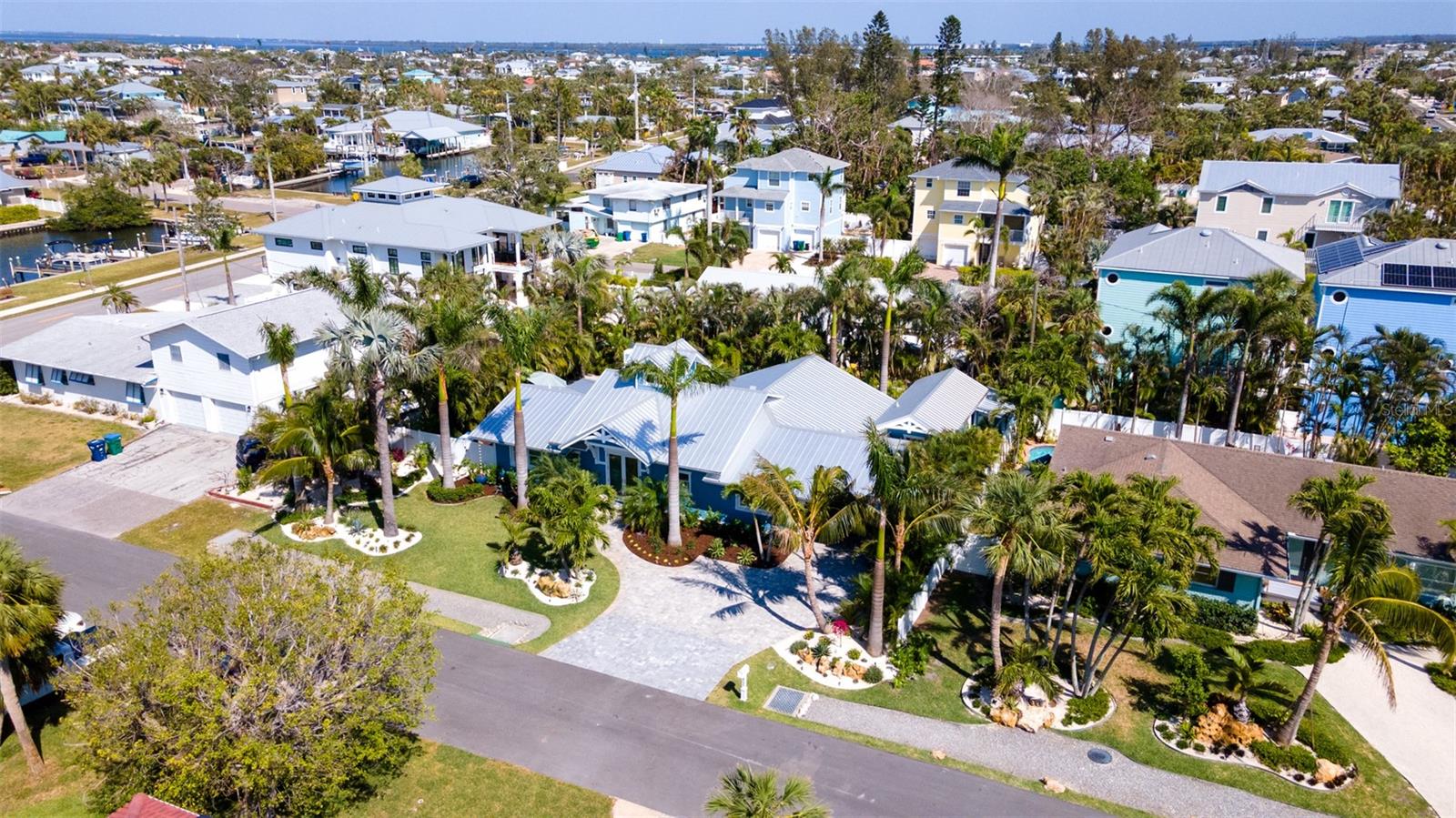 Listing photo id 78 for 403 75th Street