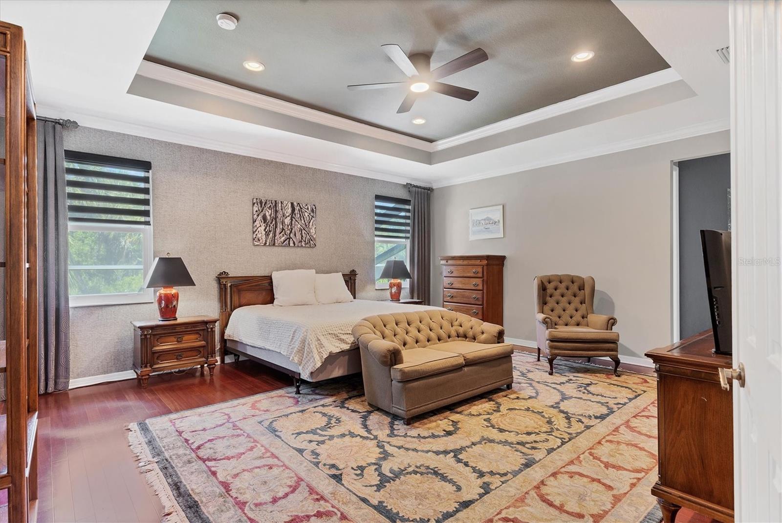 Image 13 of 45 For 6539 37th Street E