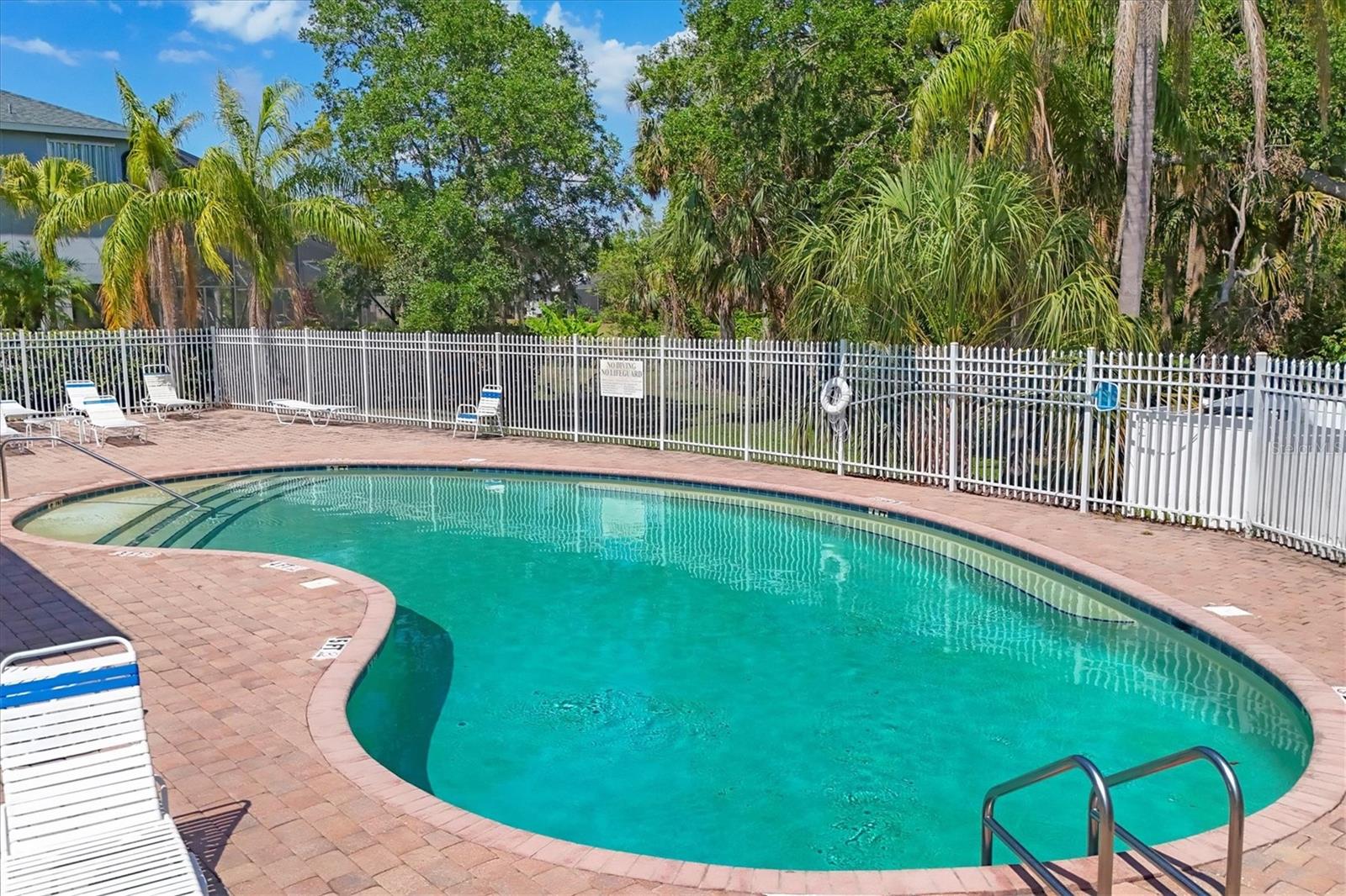 Image 33 of 45 For 6539 37th Street E