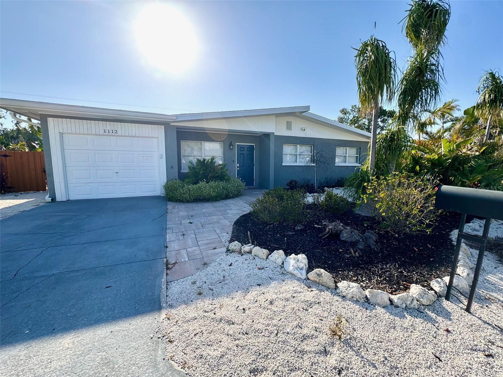 Details for 1112 65th Street Nw, BRADENTON, FL 34209