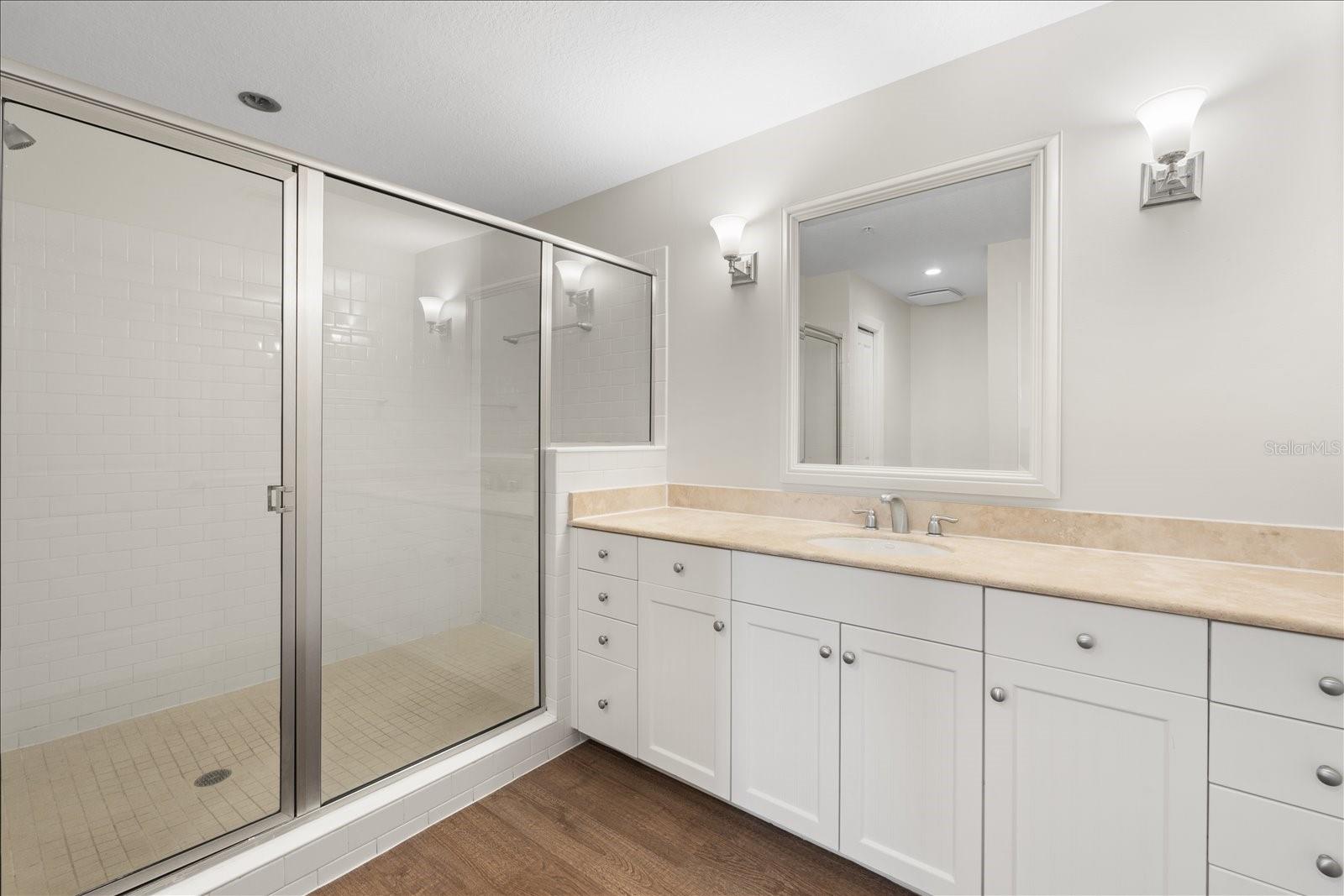 Image 11 of 27 For 536 Bahia Beach Boulevard 407a