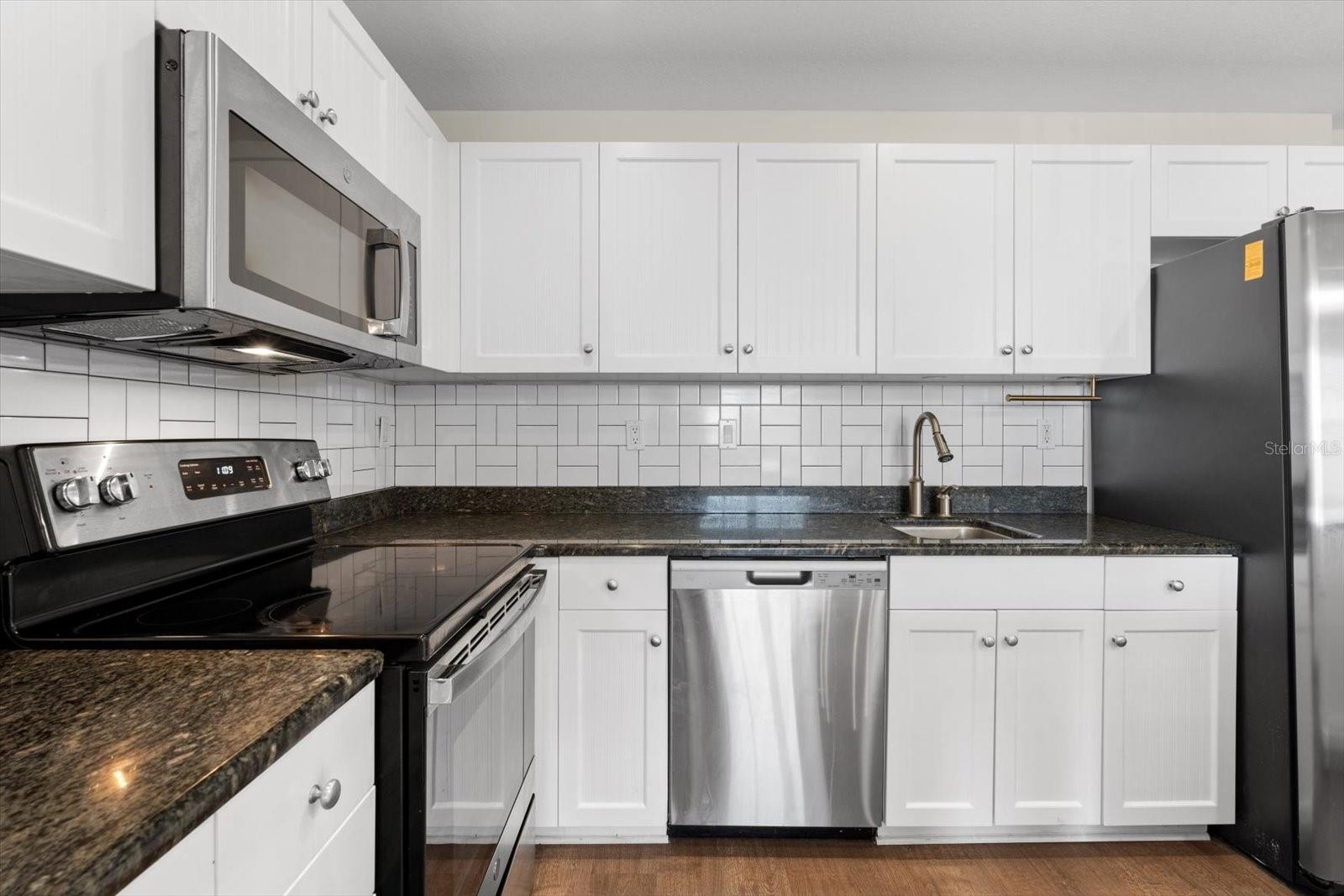Image 4 of 27 For 536 Bahia Beach Boulevard 407a