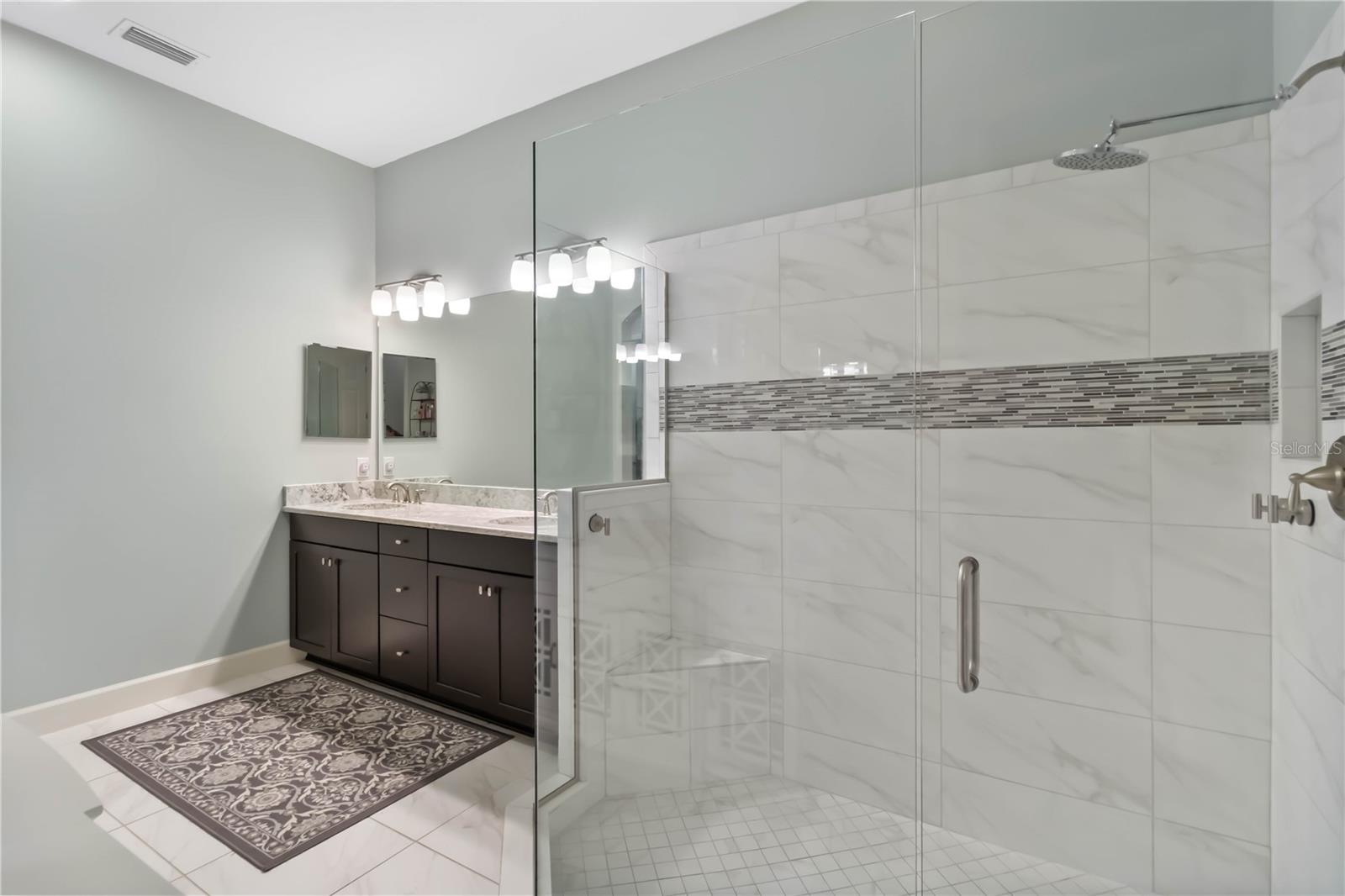 Image 29 of 70 For 5978 Anise Drive