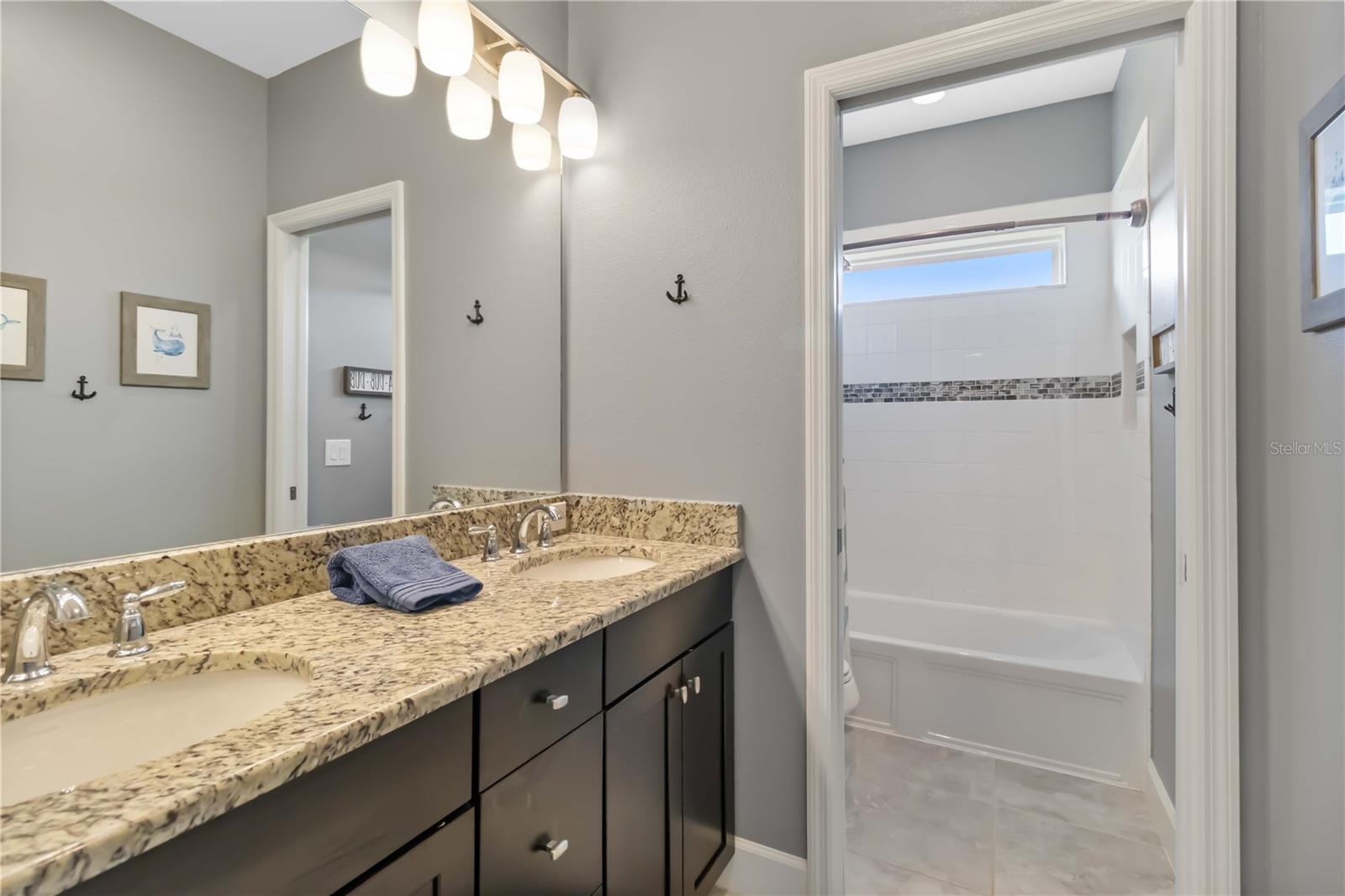 Image 34 of 70 For 5978 Anise Drive