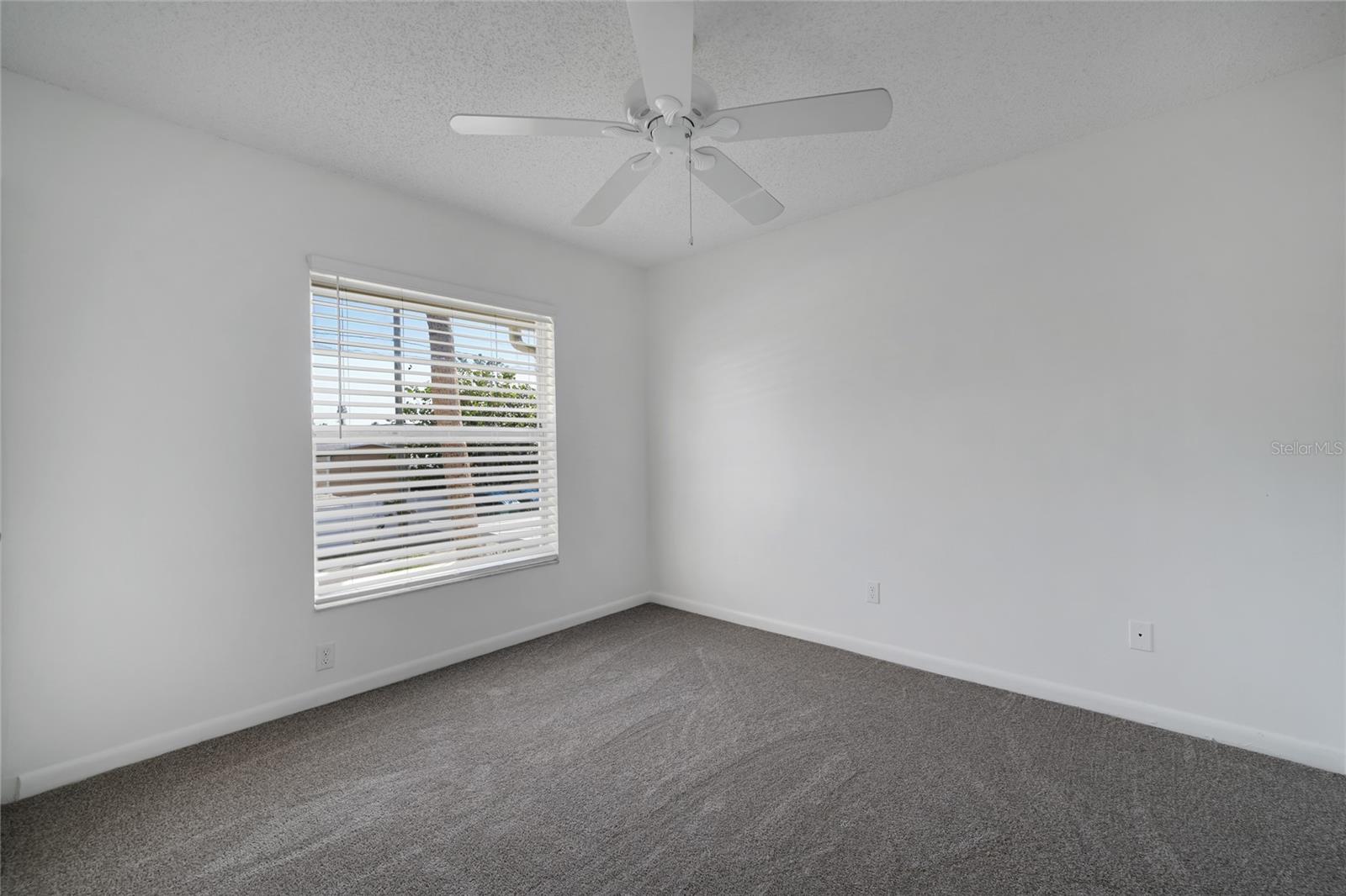Image 16 of 30 For 5922 7th Avenue W 5922