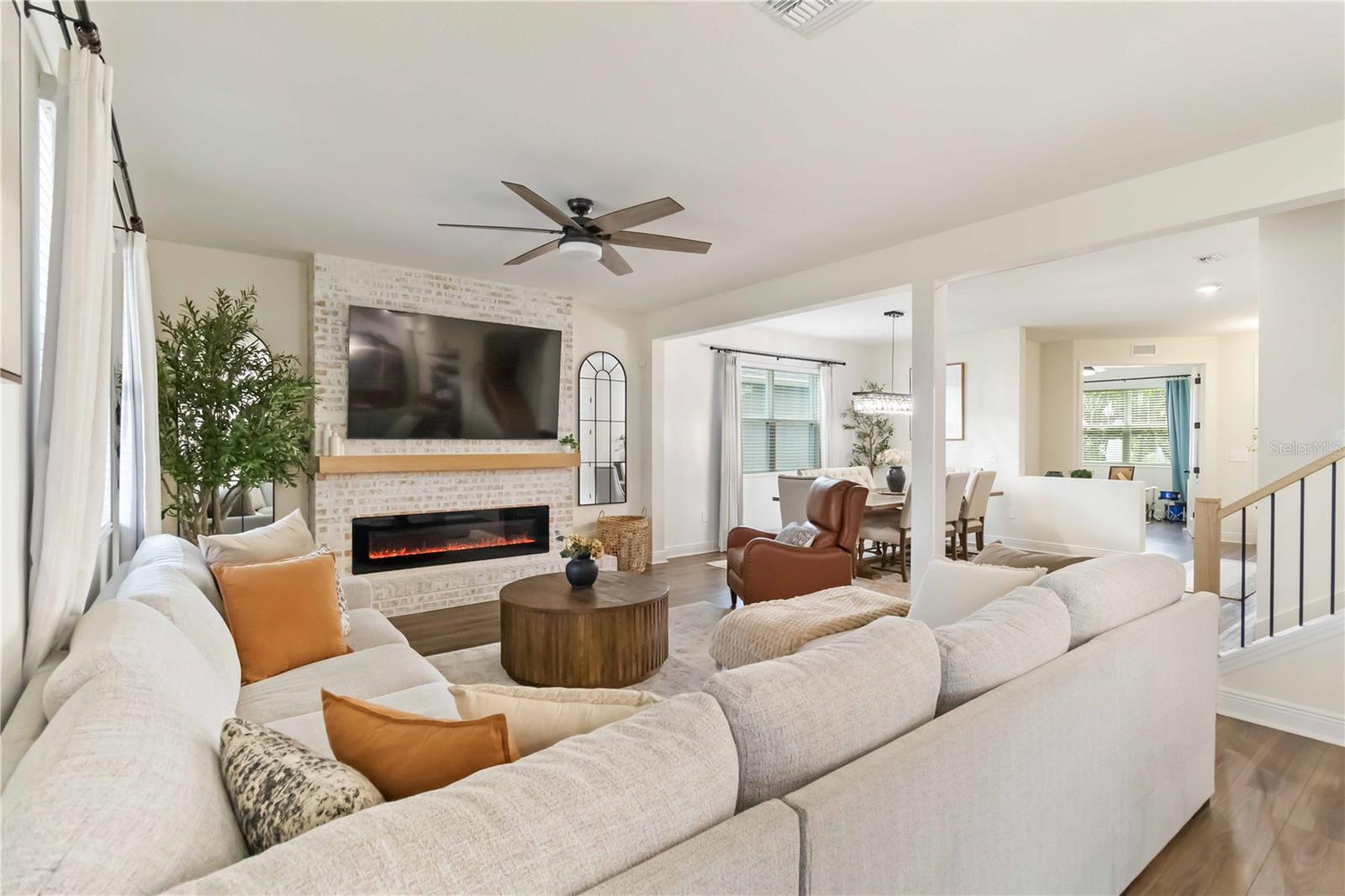 Image 17 of 58 For 14363 59th Circle E
