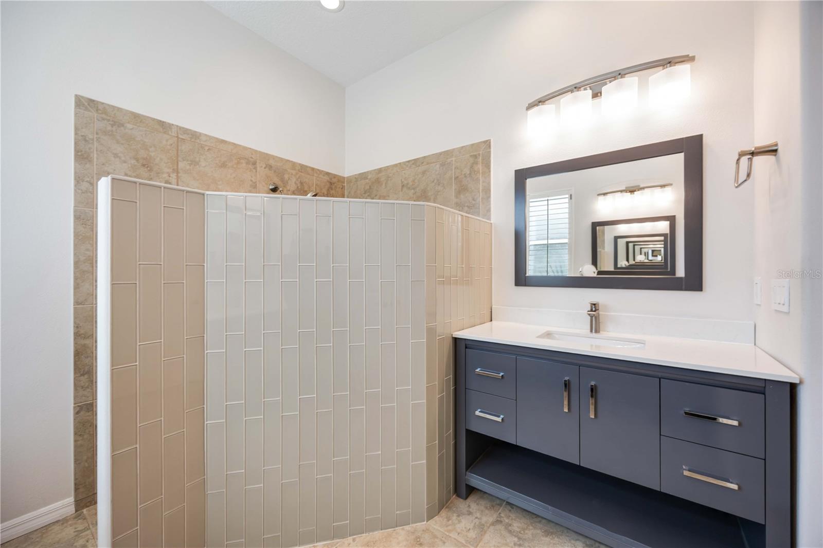 Image 13 of 33 For 7231 Brambury Court
