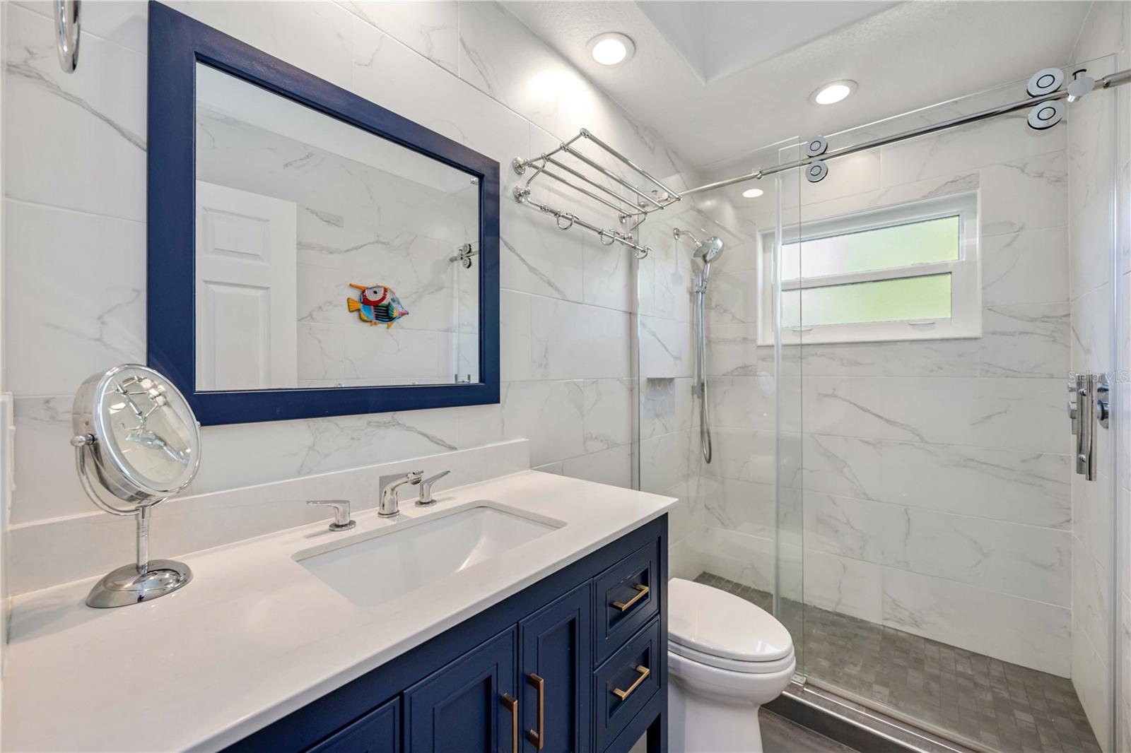 Image 18 of 33 For 7231 Brambury Court