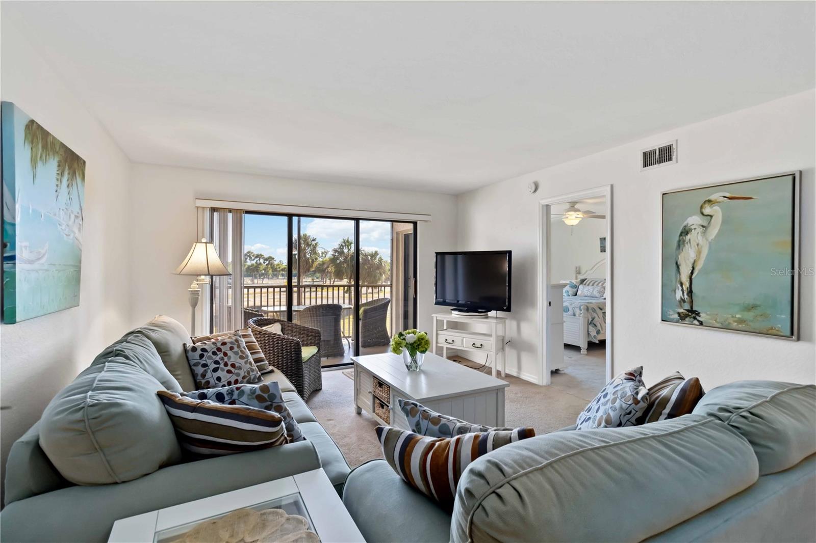 Image 5 of 42 For 175 Kings Highway B5