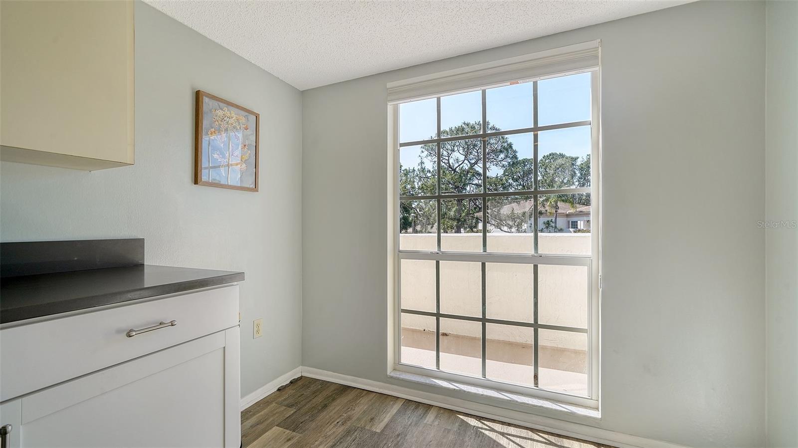 Image 13 of 68 For 5269 Wedgewood Lane 36