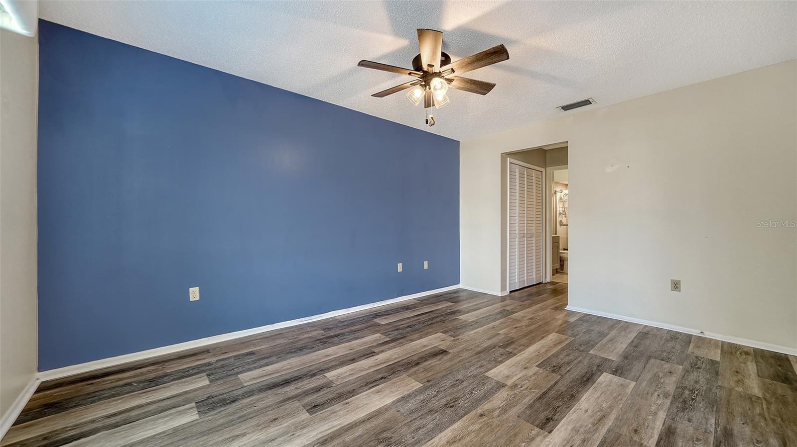 Image 19 of 68 For 5269 Wedgewood Lane 36