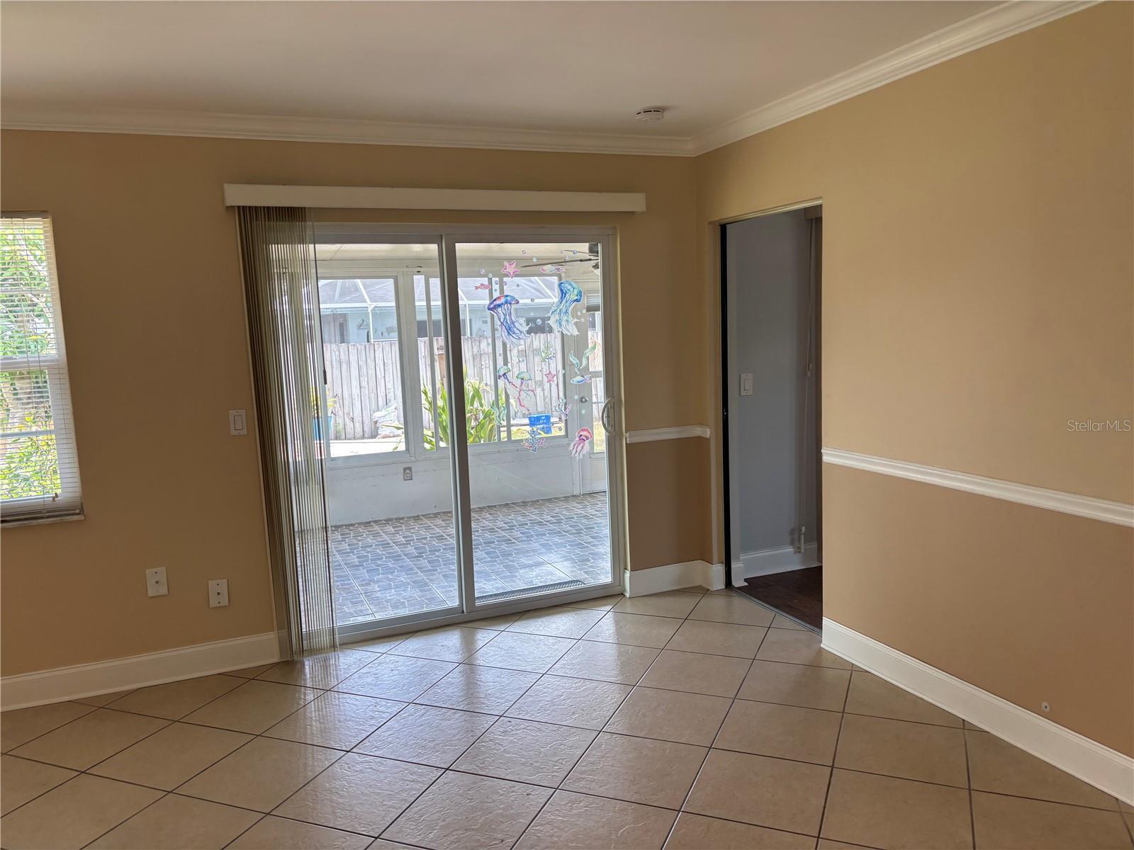 Image 12 of 25 For 307 Flamingo Road