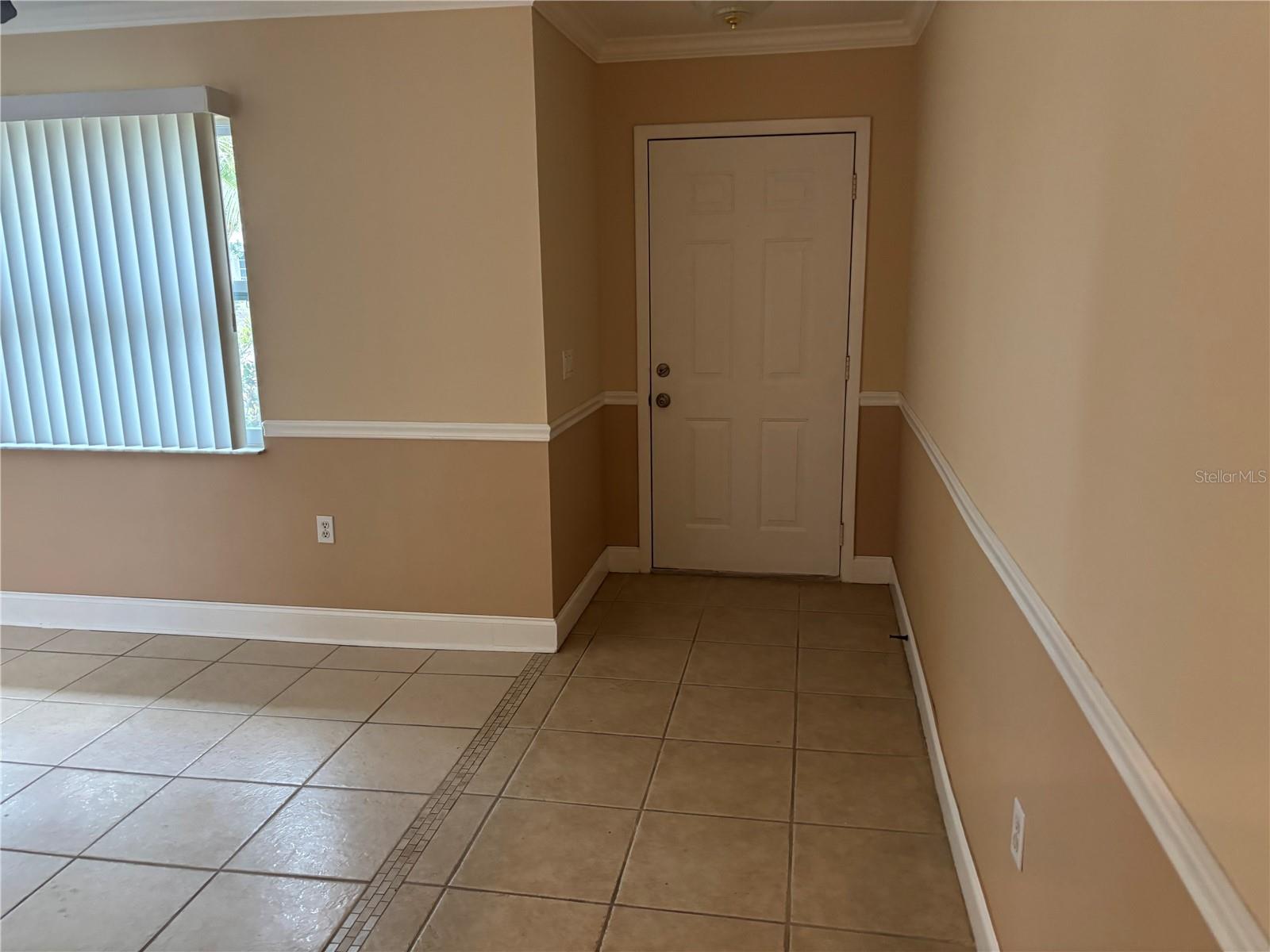 Image 4 of 25 For 307 Flamingo Road