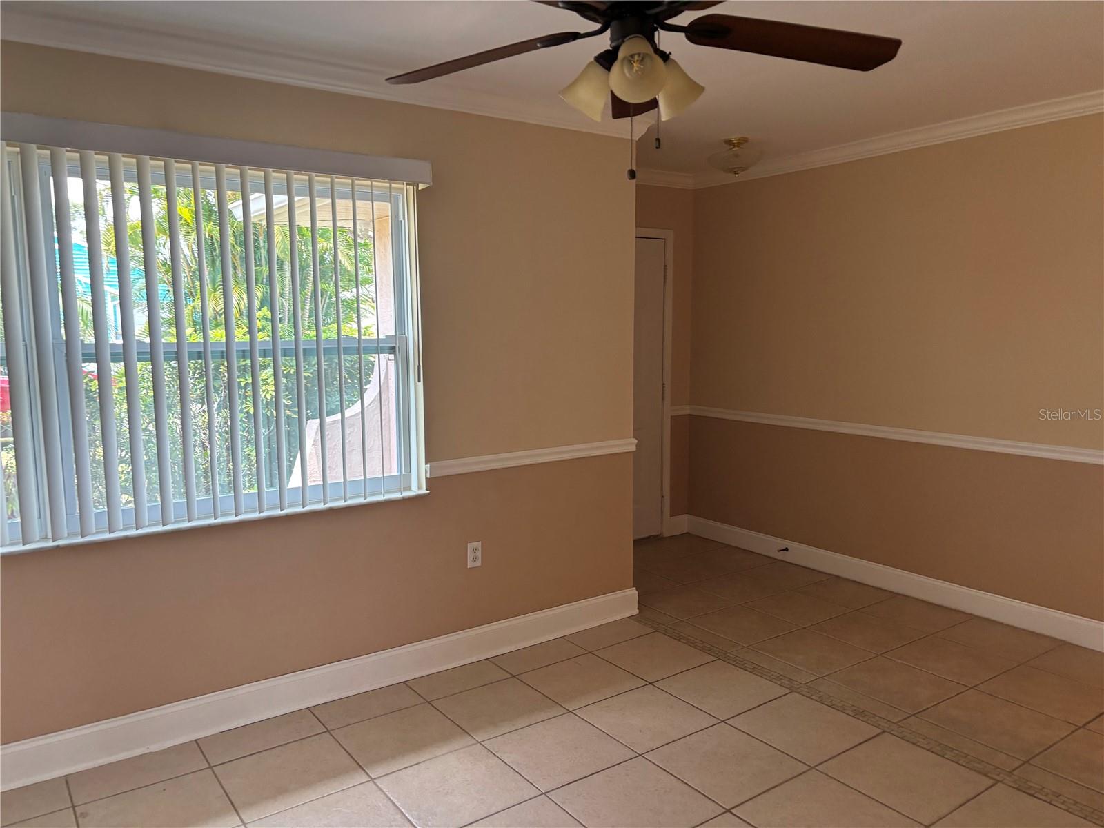 Image 5 of 25 For 307 Flamingo Road