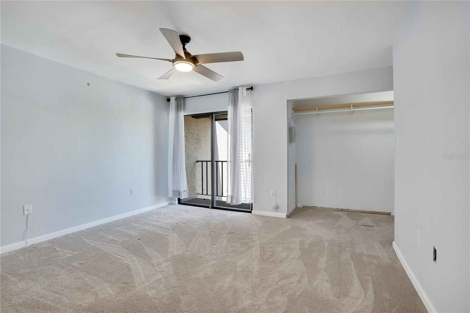 Image 18 of 43 For 928 Sunridge Drive F2