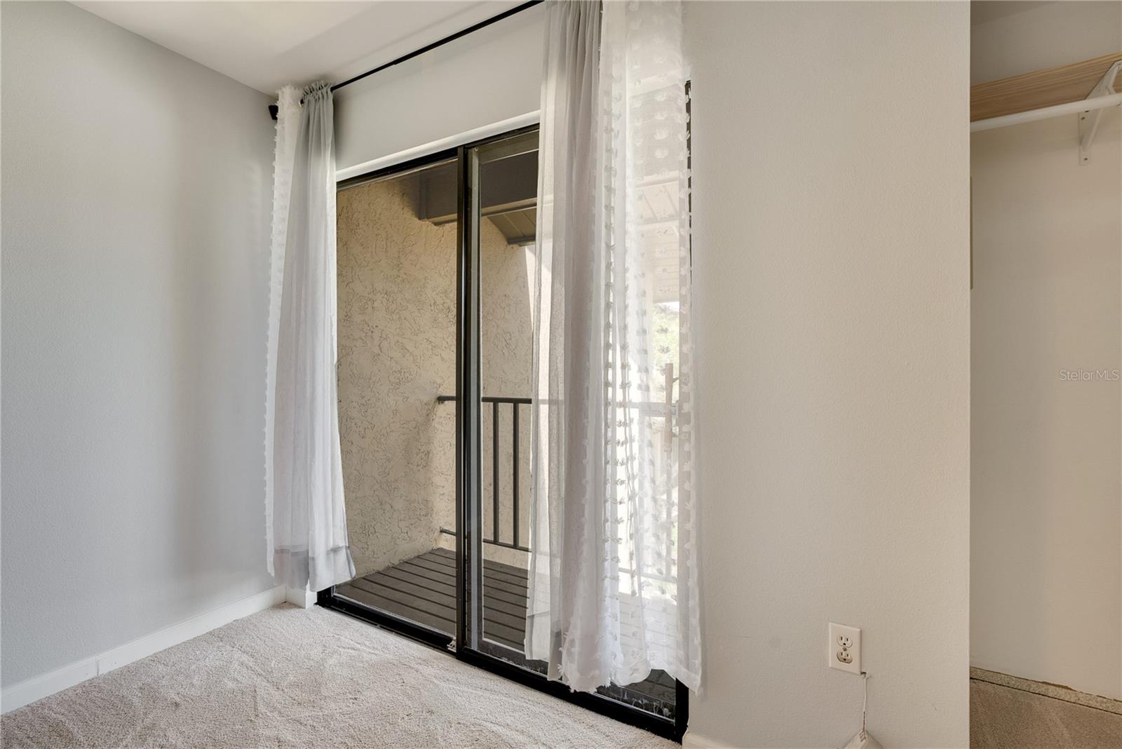 Image 19 of 43 For 928 Sunridge Drive F2