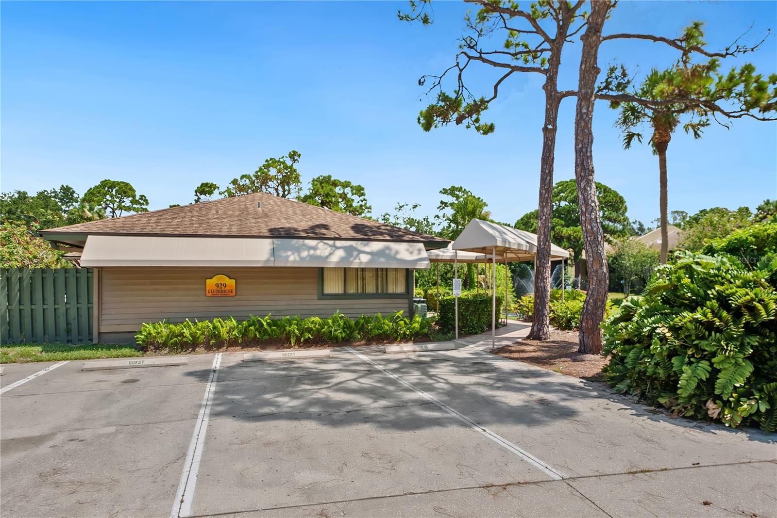 Image 36 of 43 For 928 Sunridge Drive F2