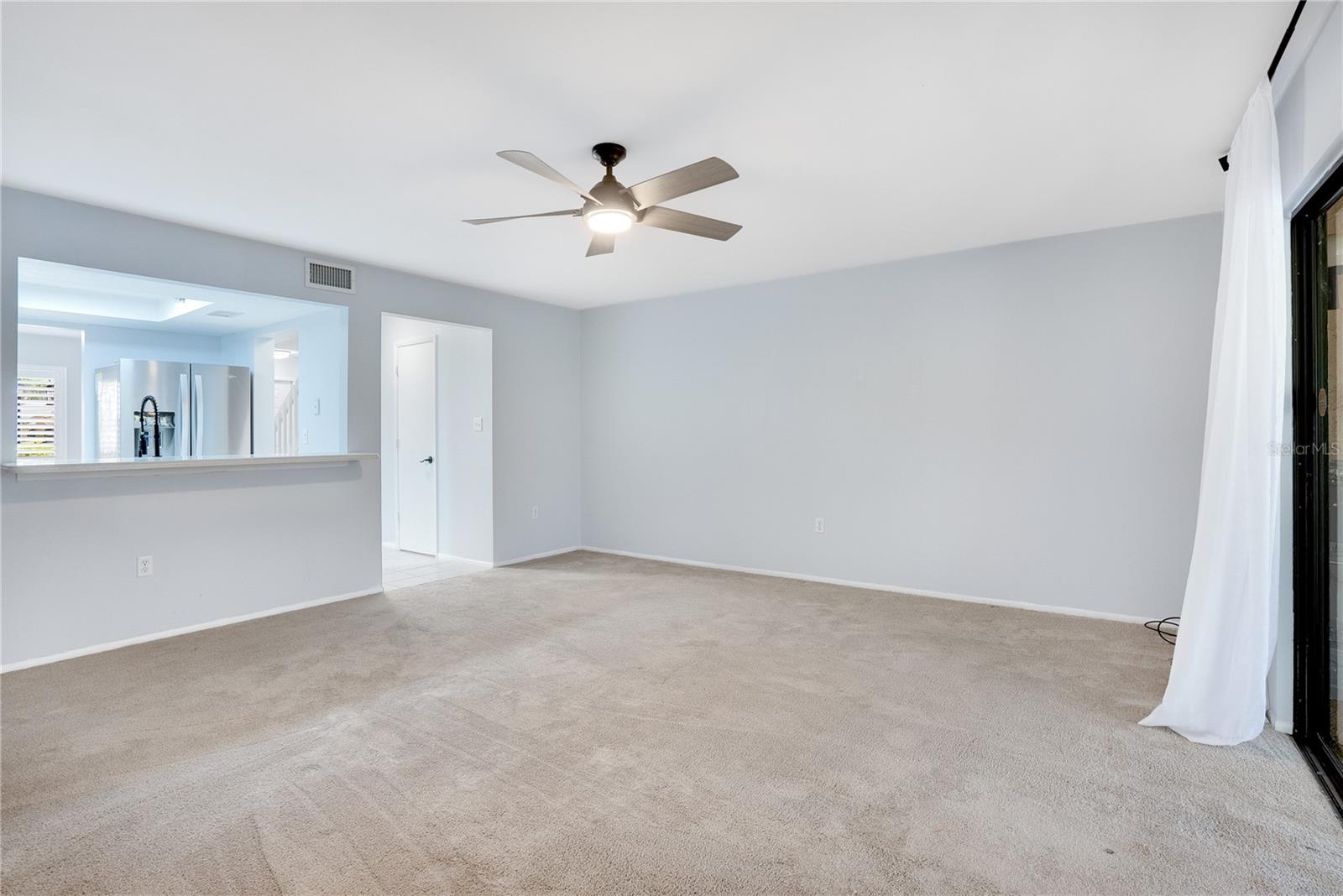 Image 7 of 43 For 928 Sunridge Drive F2