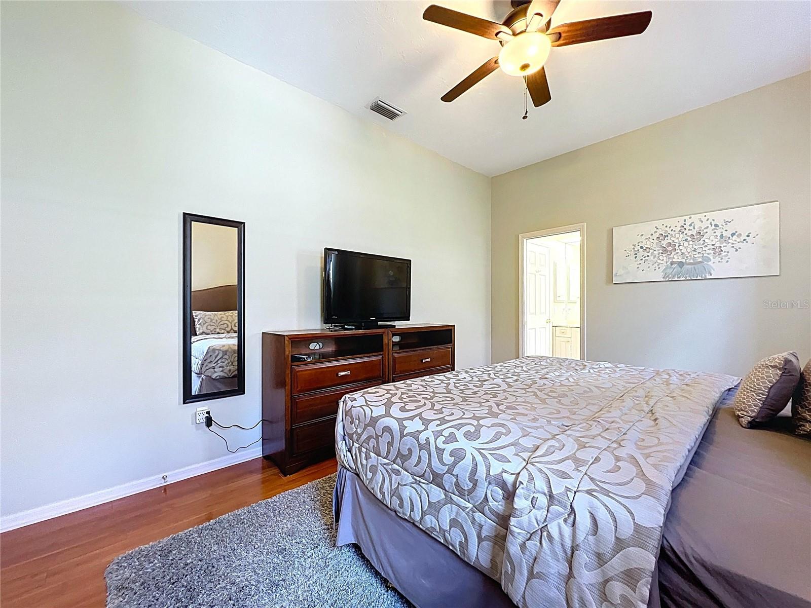 Image 48 of 82 For 6924 Cumberland Terrace