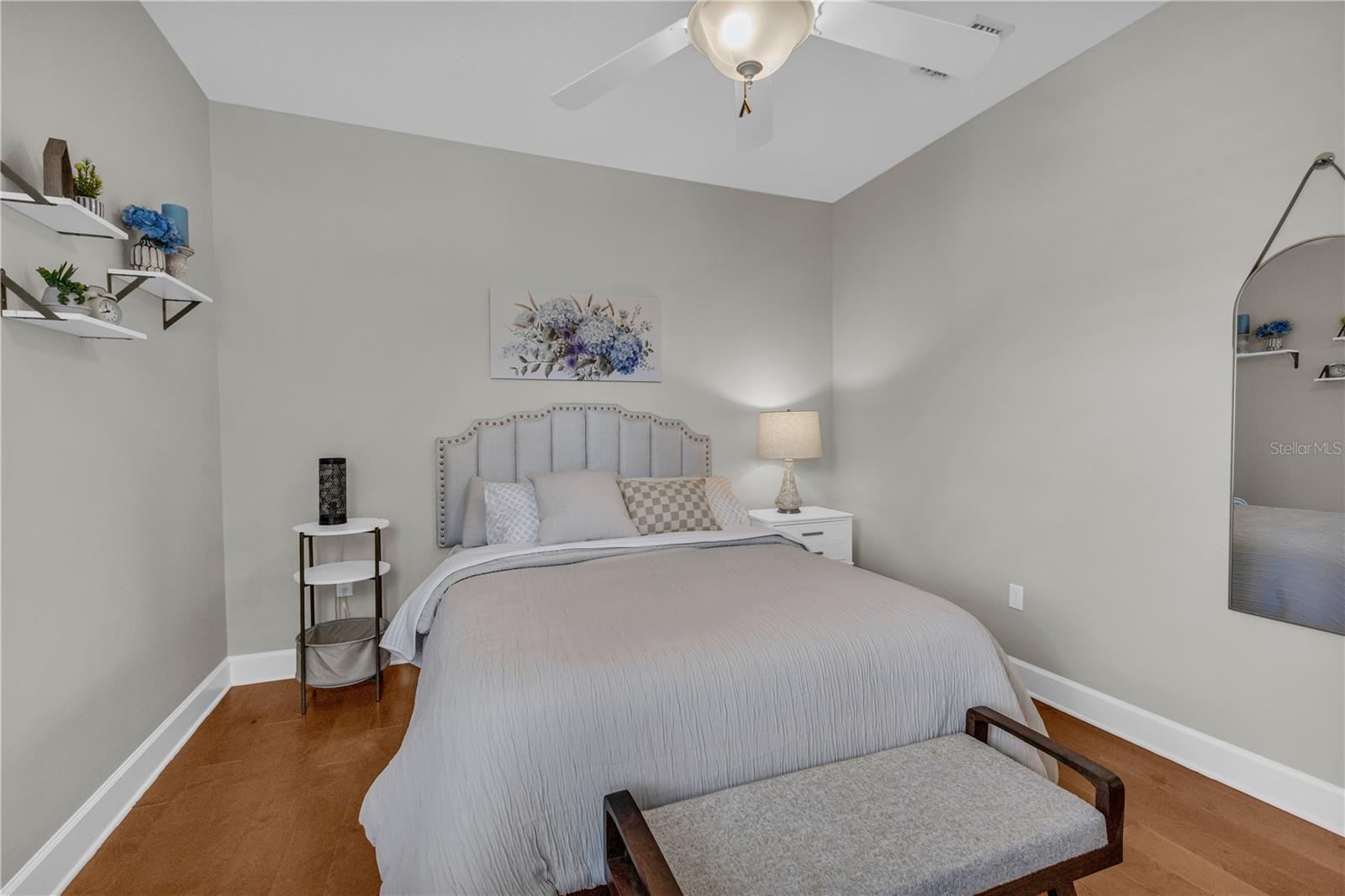 Image 35 of 50 For 927 River Basin Court 201c