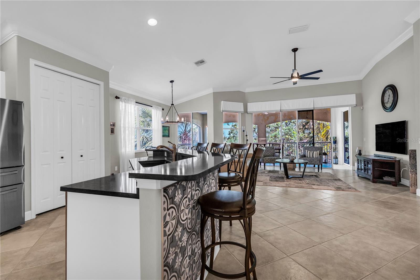 Image 8 of 50 For 927 River Basin Court 201c