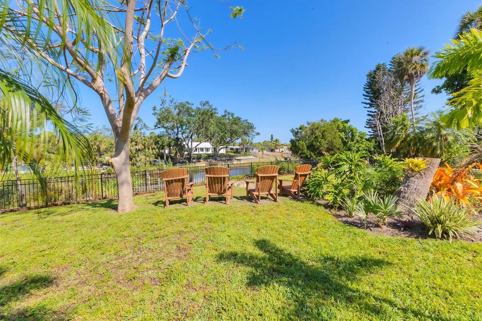 Image 41 of 50 For 2410 Tanglewood Drive