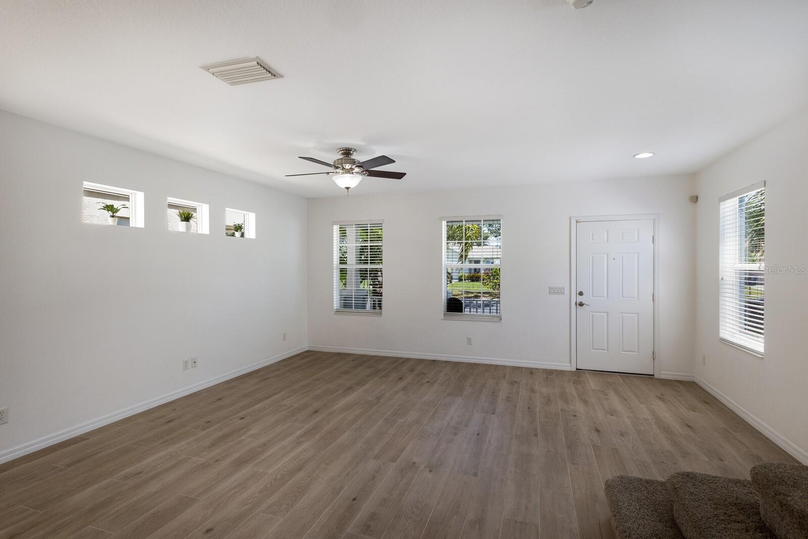 Image 15 of 43 For 5526 River Sound Terrace
