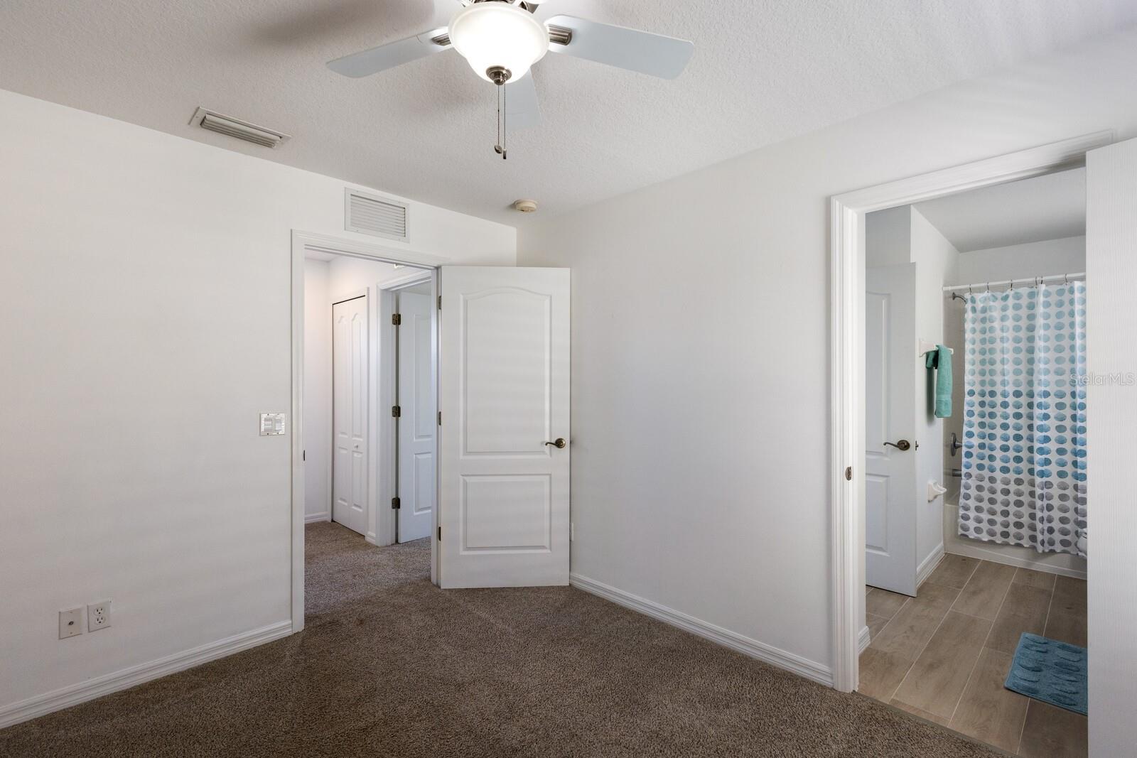 Image 23 of 43 For 5526 River Sound Terrace