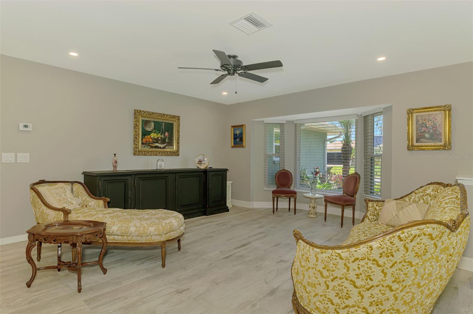 Image 10 of 55 For 9321 New Martinsville Avenue