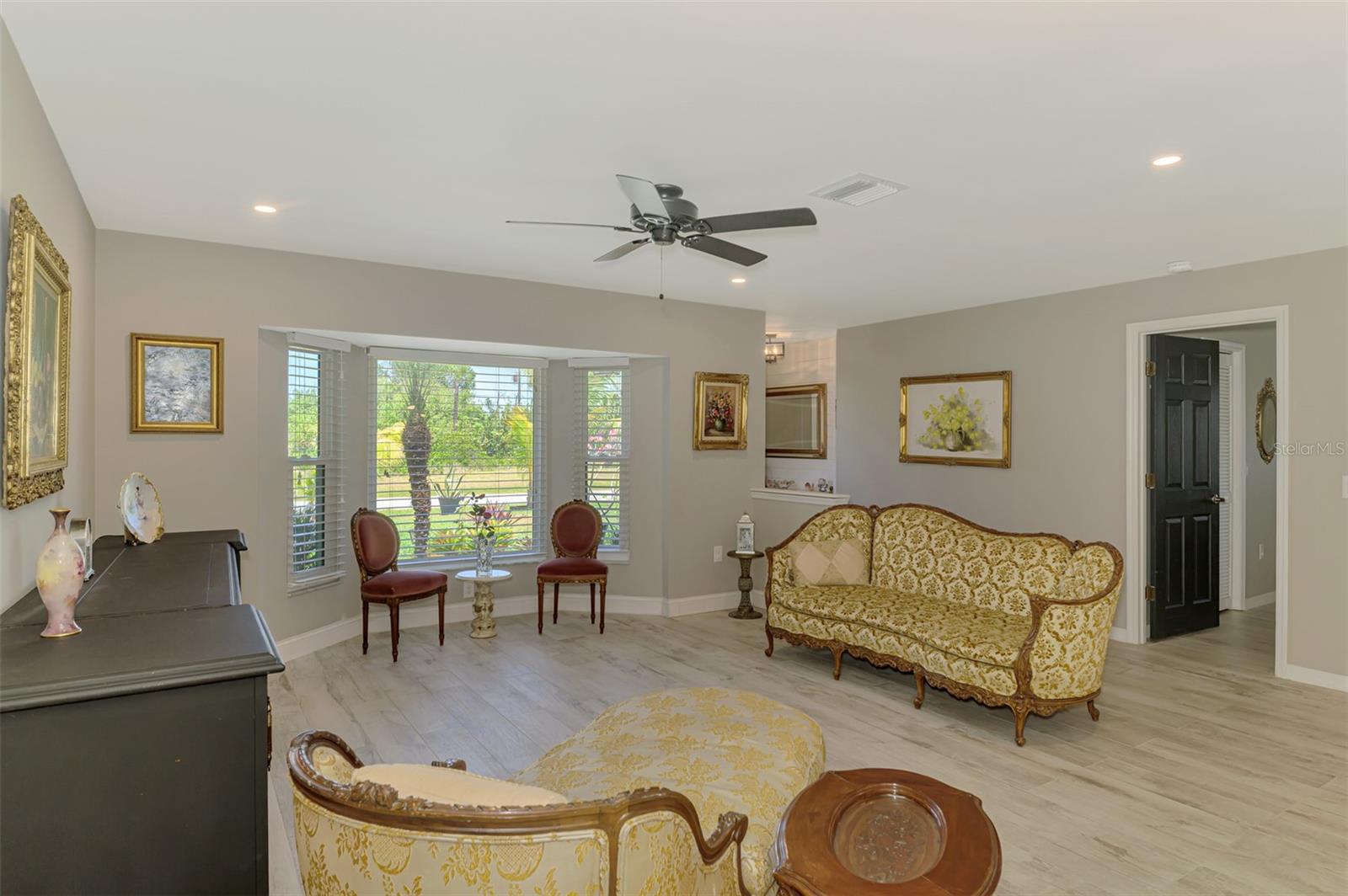 Image 11 of 55 For 9321 New Martinsville Avenue