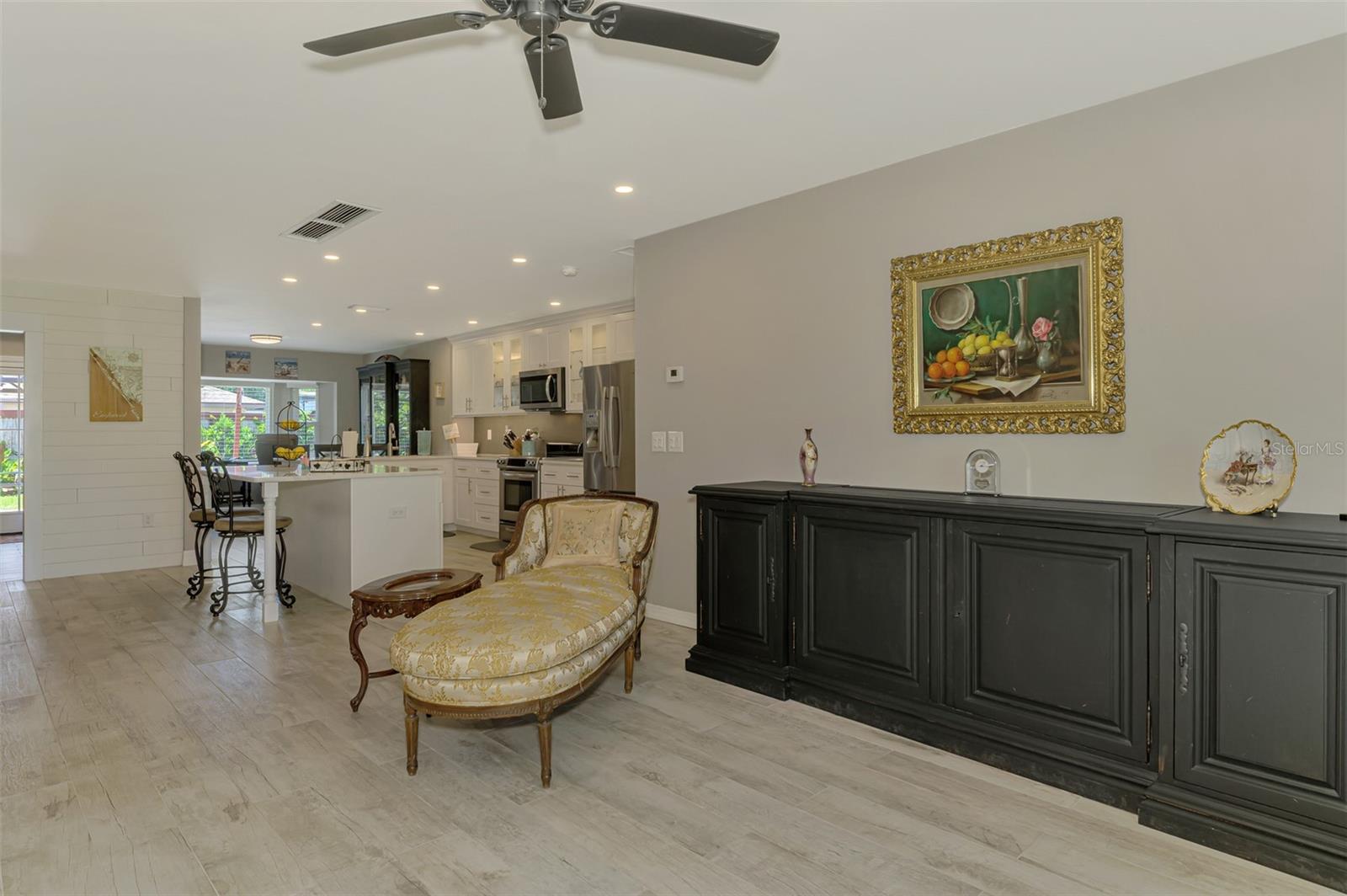 Image 12 of 55 For 9321 New Martinsville Avenue