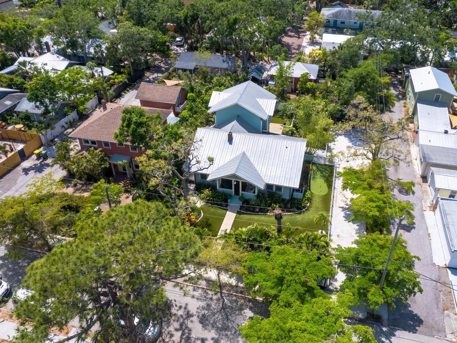 Image 3 of 54 For 324 Julia Place