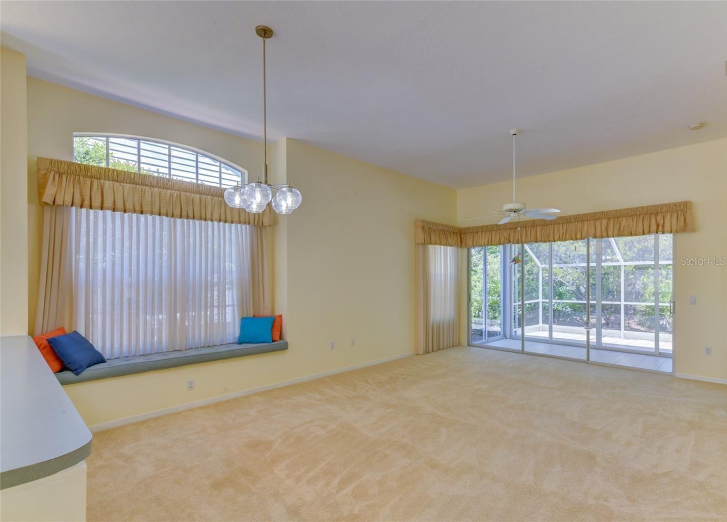 Image 11 of 35 For 6311 Walton Heath Place