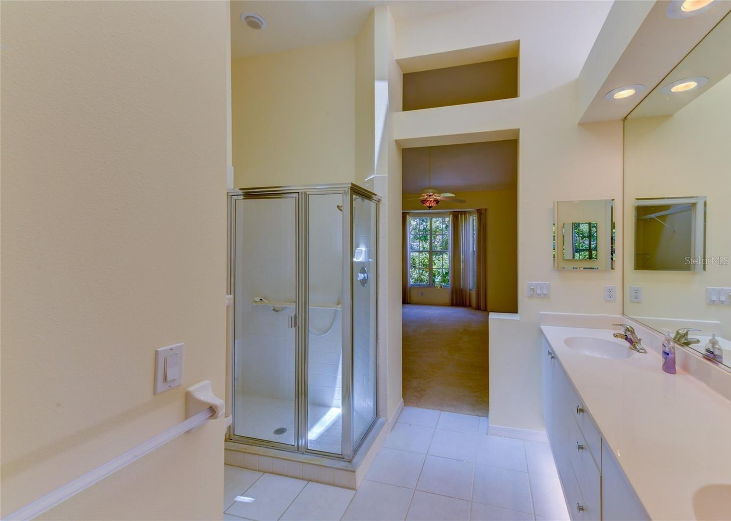Image 17 of 35 For 6311 Walton Heath Place