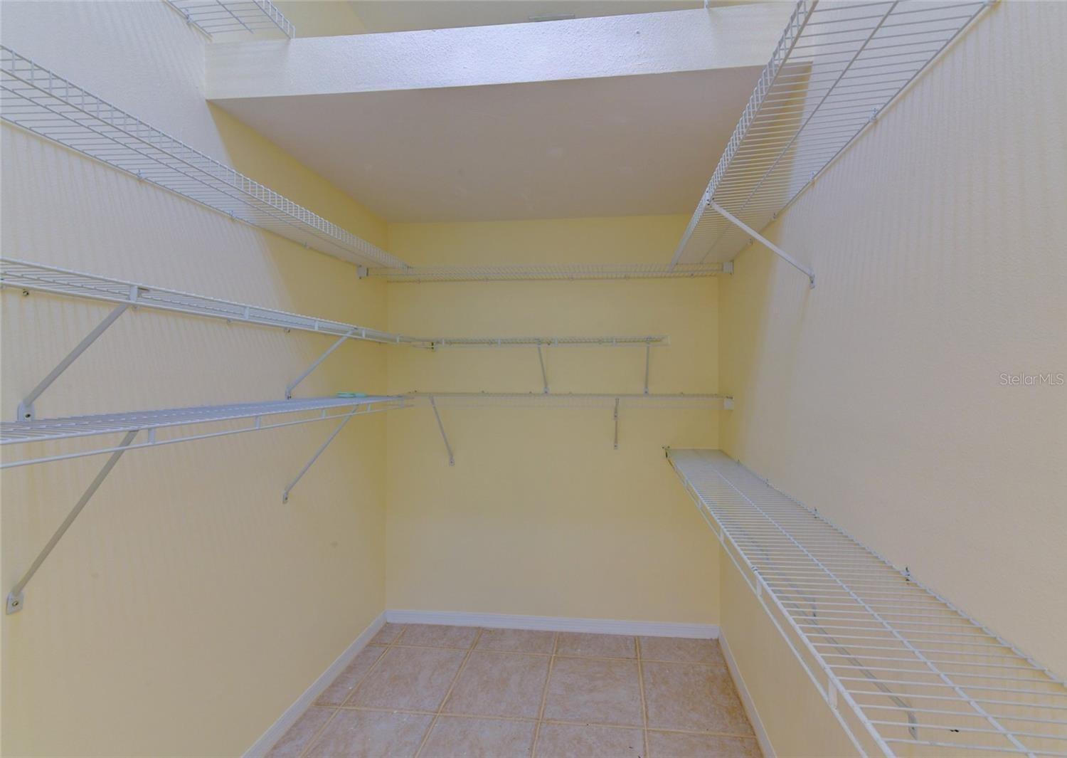 Image 19 of 35 For 6311 Walton Heath Place