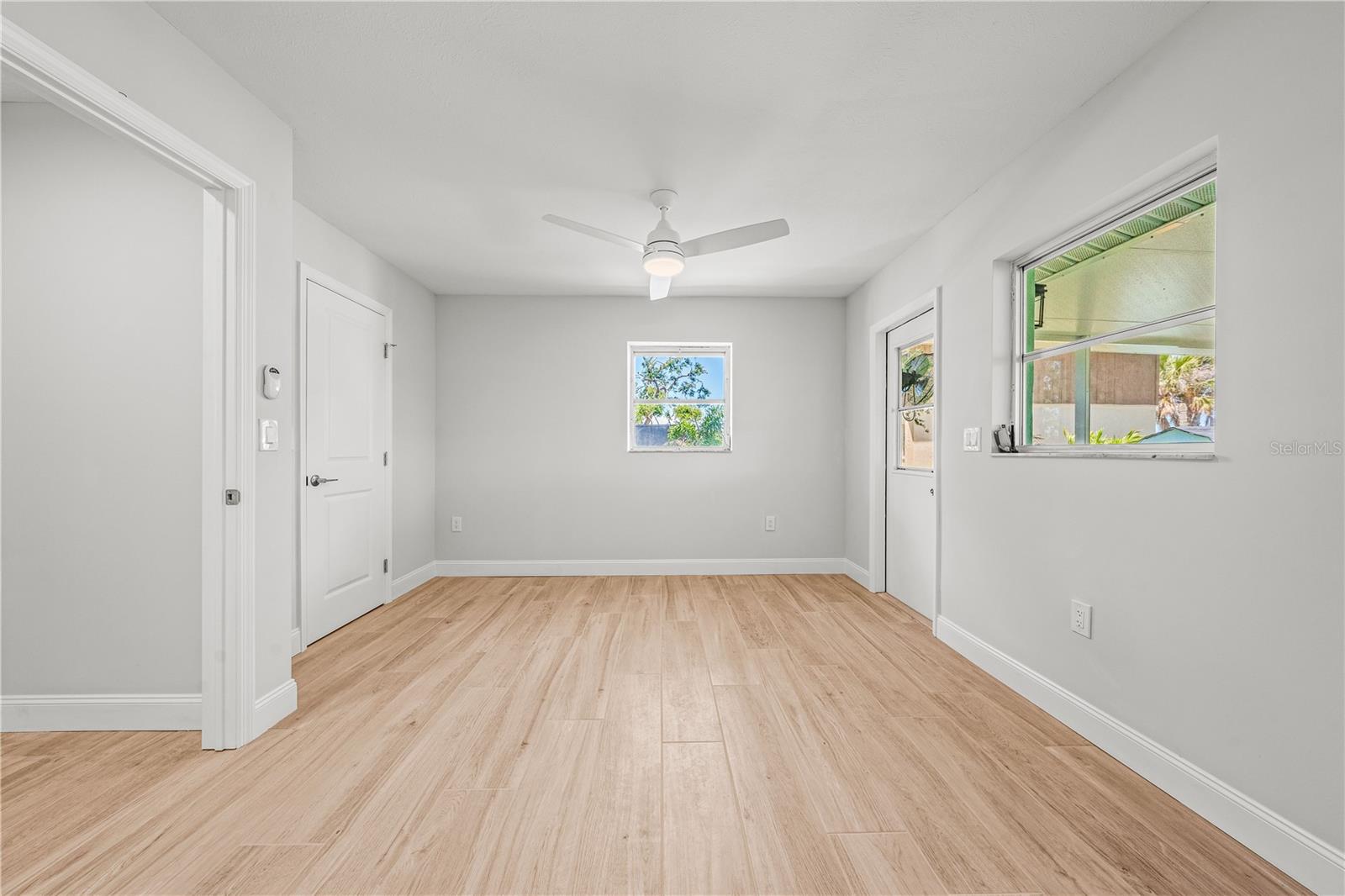 Image 30 of 100 For 1680 Lemon Bay Drive
