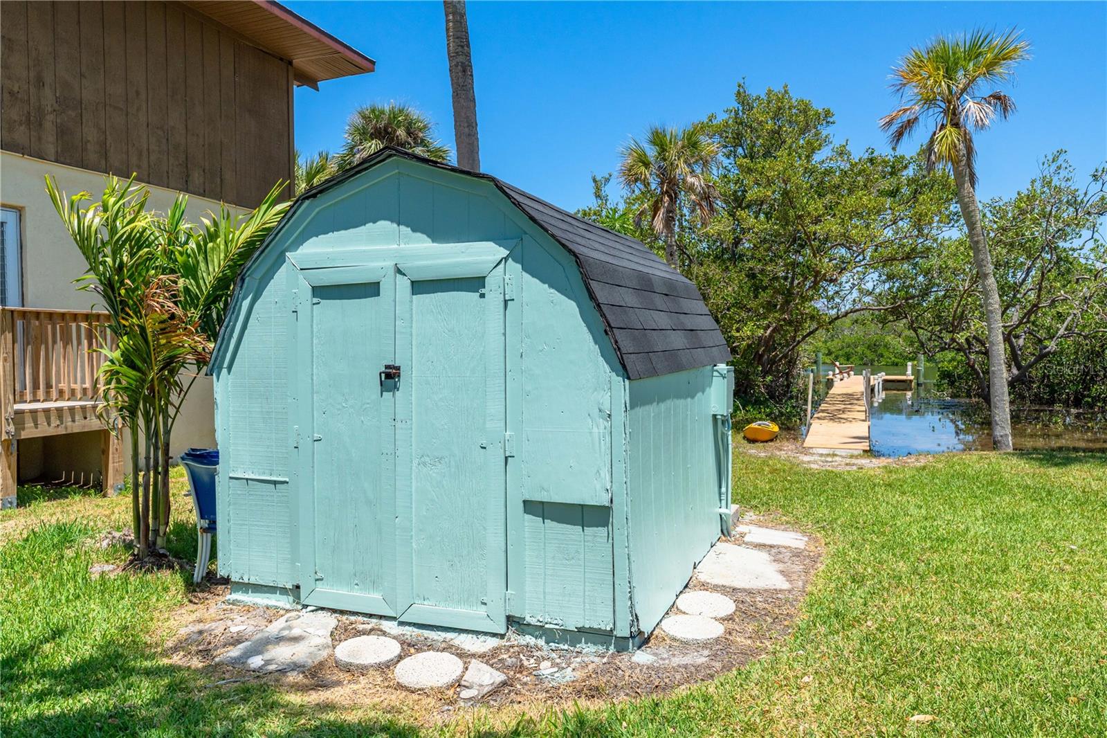 Image 48 of 100 For 1680 Lemon Bay Drive