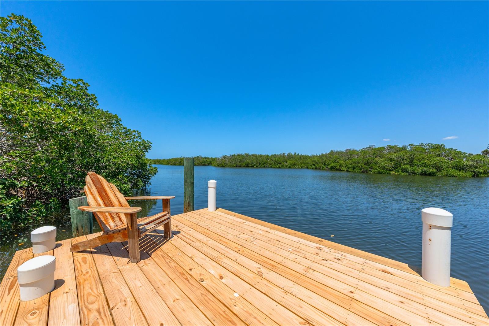 Image 52 of 100 For 1680 Lemon Bay Drive